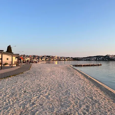 Apartamento Sorriso - 1st Row By The Trogir