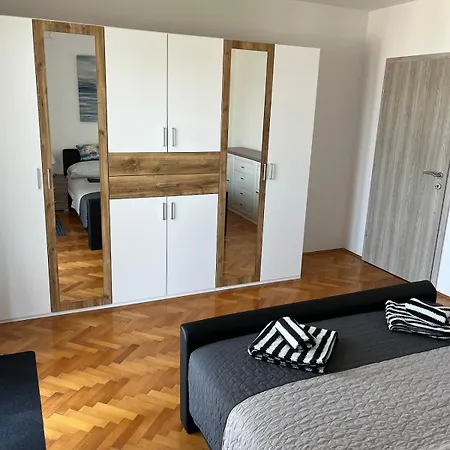 Appartement Sorriso - 1st Row By The