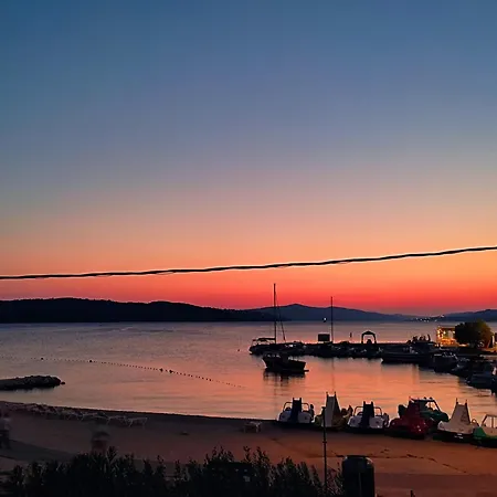 Apartamento Sorriso - 1st Row By The